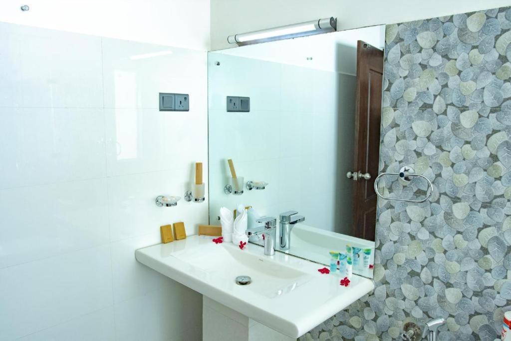 Hotel Pink Land Beruwala Zewnętrze zdjęcie